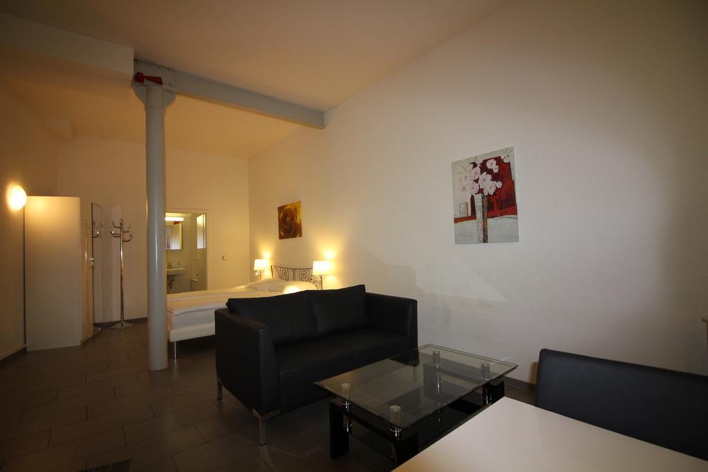 Swiss Star Oerlikon Inn Zürih Dış mekan fotoğraf