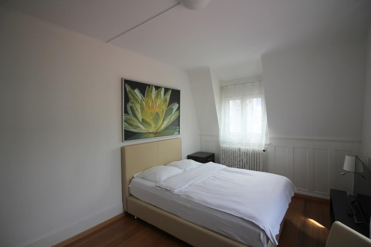Swiss Star Oerlikon Inn Zürih Oda fotoğraf