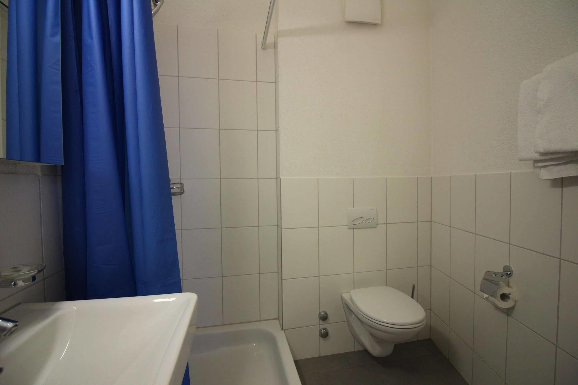 Swiss Star Oerlikon Inn Zürih Dış mekan fotoğraf